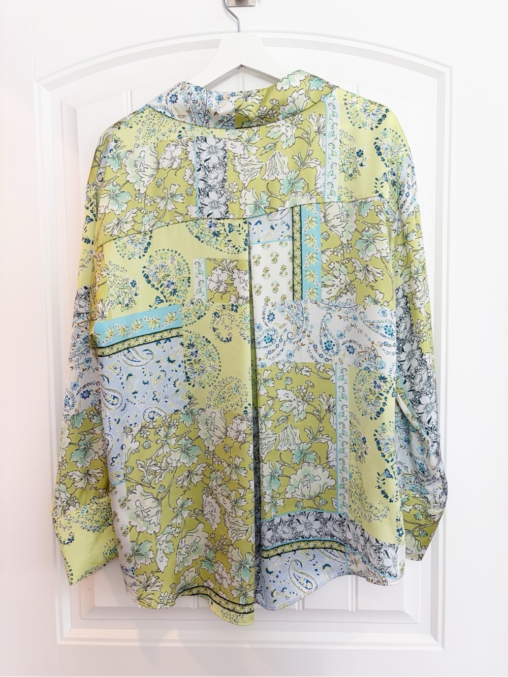 ZARA I NWT Satin Effect Button-Front Long-Sleeve Blouse, Green Paisley Bandana - Picture 5 of 7